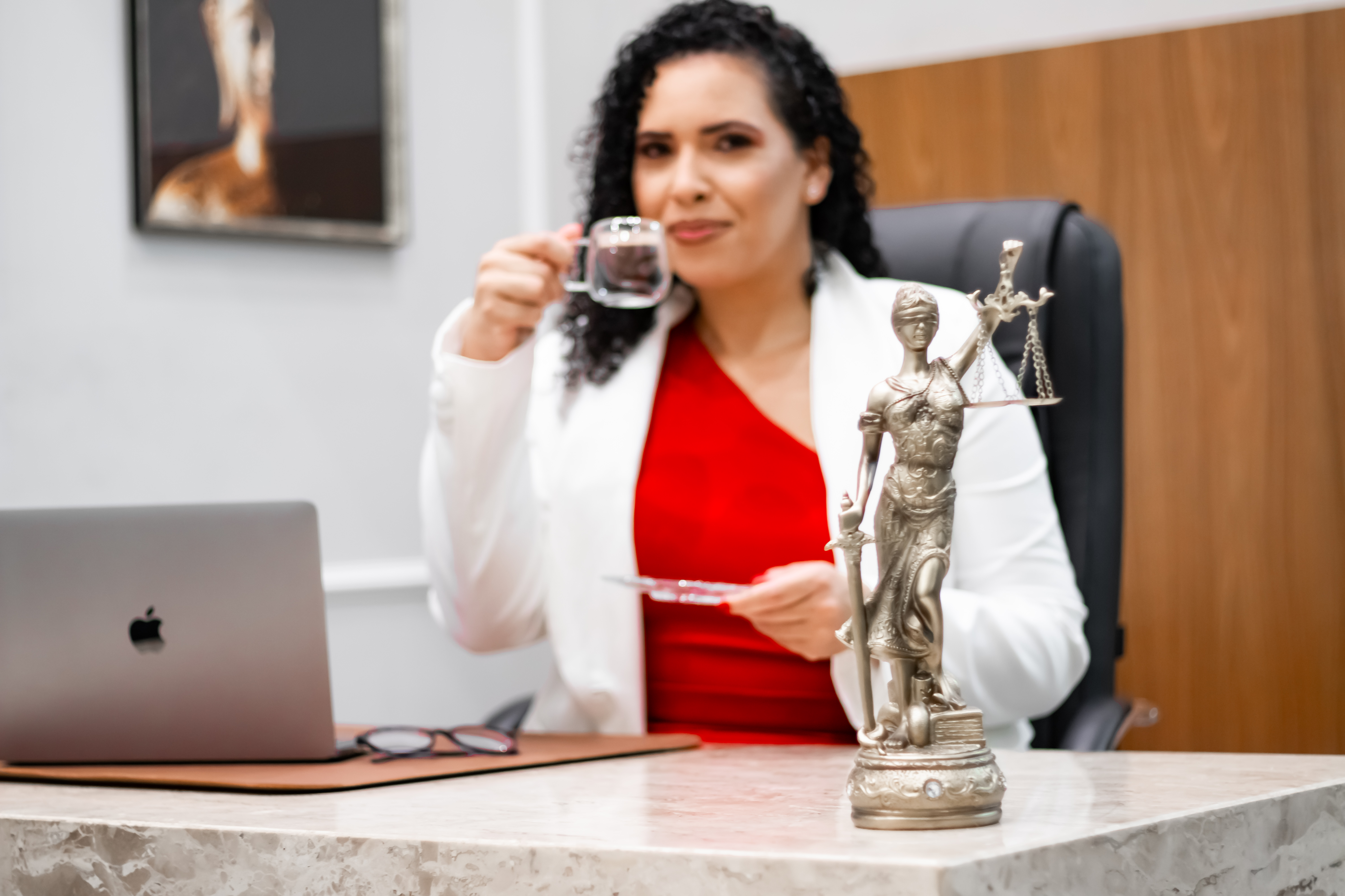 Dra. Camila Ferreira